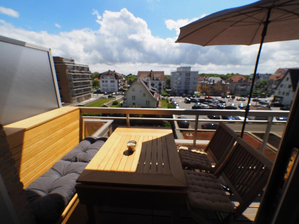 Appartement Sur La Digue - De Haan - Le Coq - Silver Beach D2 Eksteriør billede